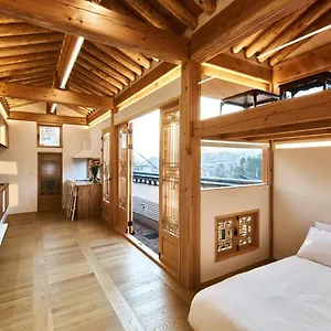  Villa Luxury Hanok Cloudscape South Korea