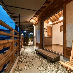  Villa Luxury Hanok Nest South Korea